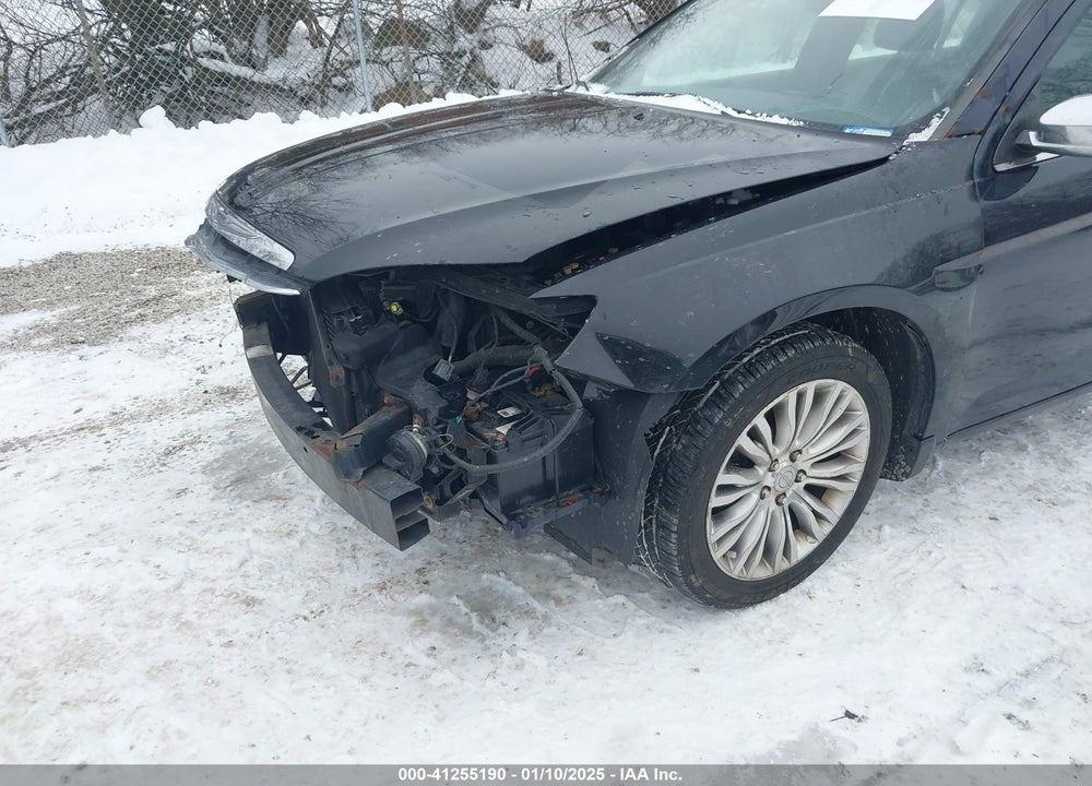 2011 CHRYSLER 200 VIN: 1C3BC2FG9BN527223