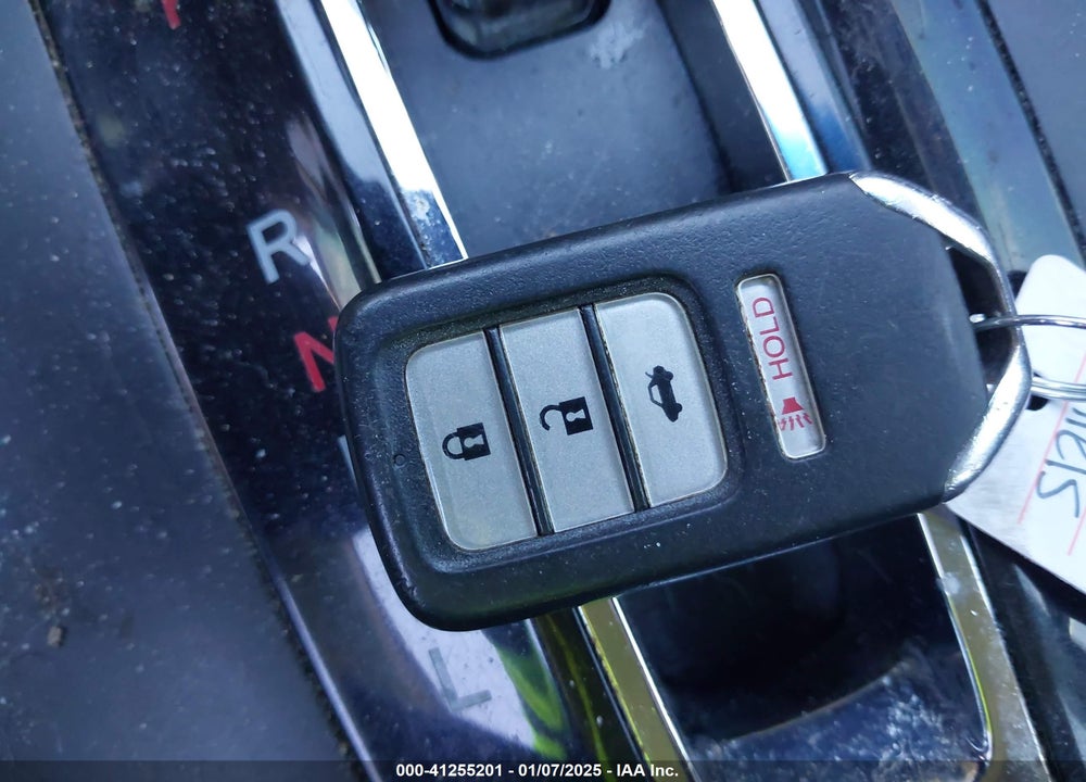 2013 HONDA ACCORD VIN: 1HGCR2F7XDA083070