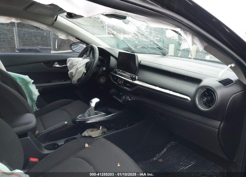 2019 KIA FORTE VIN: 3KPF34AD4KE043261