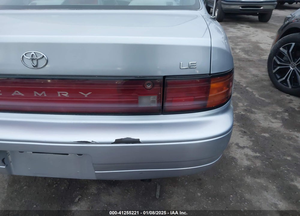1994 TOYOTA CAMRY LE VIN: JT2SK12E6R0253962