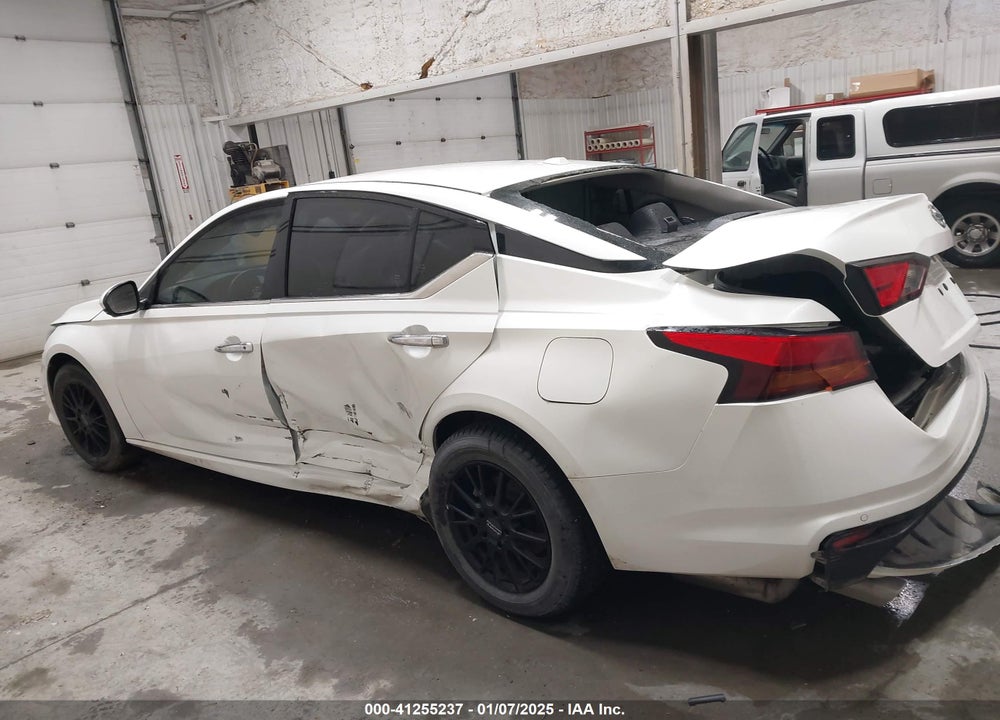 2019 NISSAN ALTIMA VIN: 1N4BL4FW7KN304666