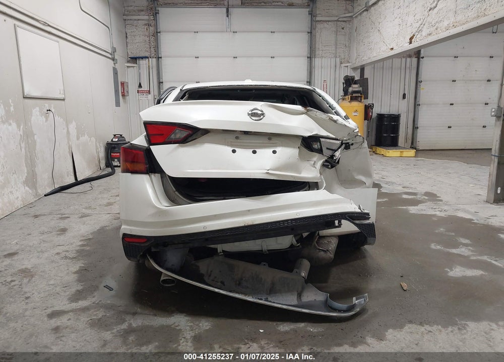 2019 NISSAN ALTIMA VIN: 1N4BL4FW7KN304666