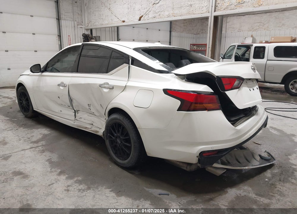 2019 NISSAN ALTIMA VIN: 1N4BL4FW7KN304666