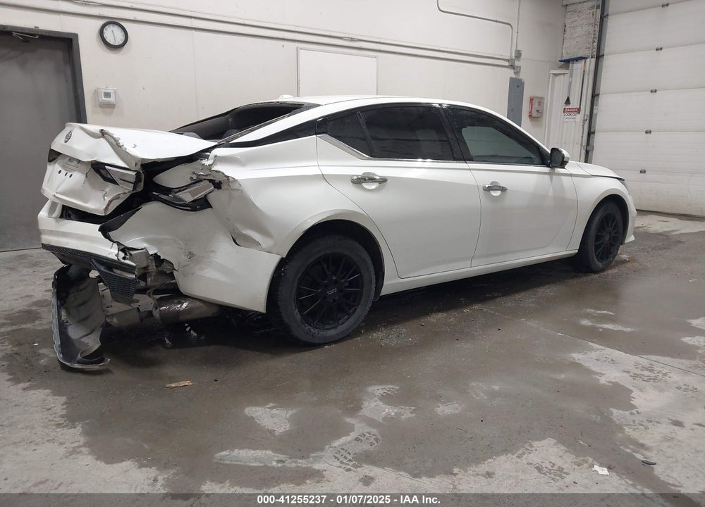 2019 NISSAN ALTIMA VIN: 1N4BL4FW7KN304666