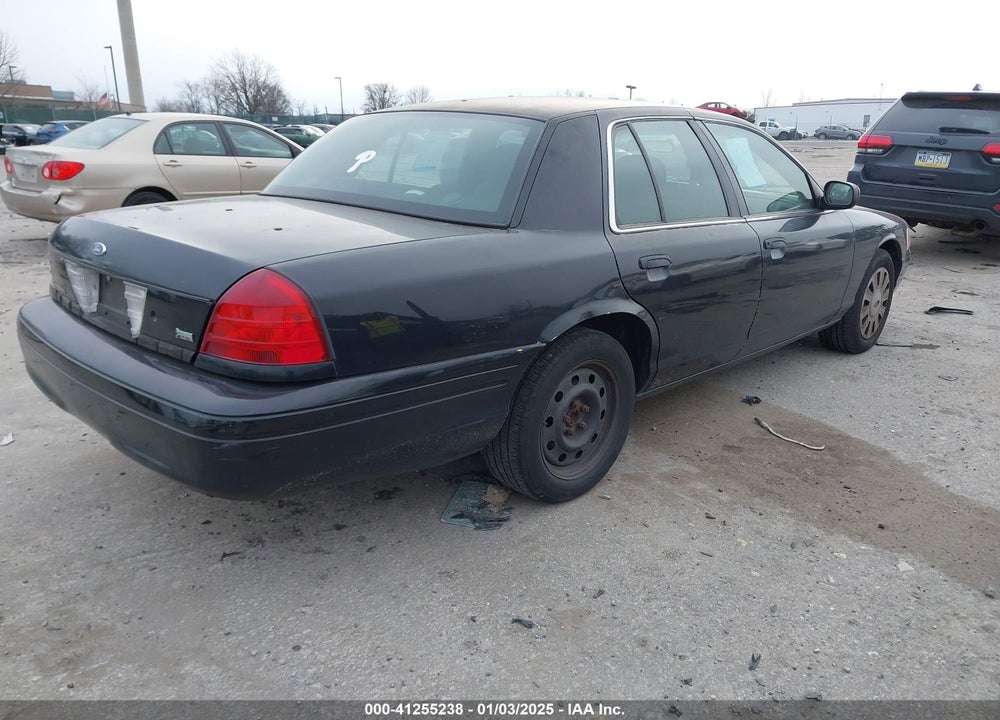 2011 FORD CROWN VICTORIA VIN: 2FABP7BV0BX162940