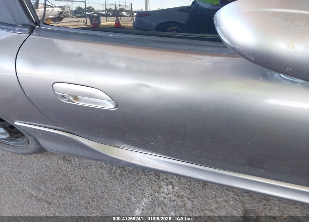 2002 MAZDA MX-5 MIATA CLOTH/LS/SE VIN: JM1NB353920224617