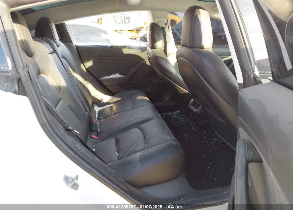2019 TESLA MODEL 3 VIN: 5YJ3E1EB8KF454161
