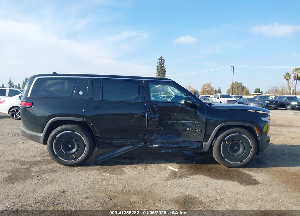 2025 RIVIAN R1S ADVENTURE DUAL MOTOR LARGE PACK/ADVENTURE DUAL MOTOR MAX PACK VIN: 7PDSGBBAXSN055849