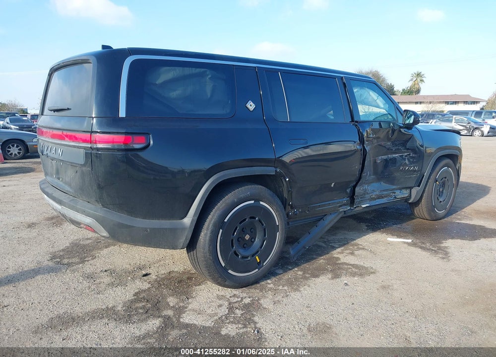 2025 RIVIAN R1S ADVENTURE DUAL MOTOR LARGE PACK/ADVENTURE DUAL MOTOR MAX PACK VIN: 7PDSGBBAXSN055849