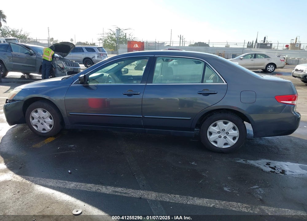 2004 HONDA ACCORD 2.4 LX VIN: JHMCM56384C021312