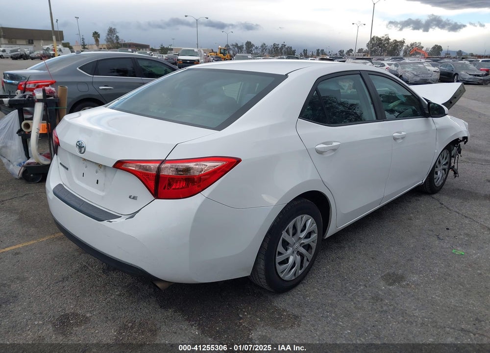 2018 TOYOTA COROLLA LE VIN: 5YFBURHE2JP836126