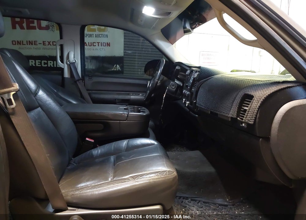 2008 CHEV SILVERADO 1500 LT1 C VIN: 3GCEC13C08G128822