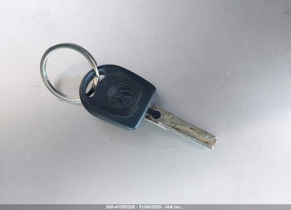 2013 VOLKSWAGEN JETTA VIN: 3VWDP7AJ2DM227803