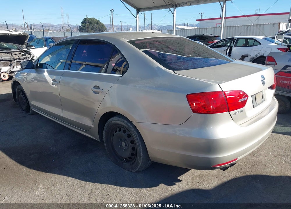 2013 VOLKSWAGEN JETTA VIN: 3VWDP7AJ2DM227803