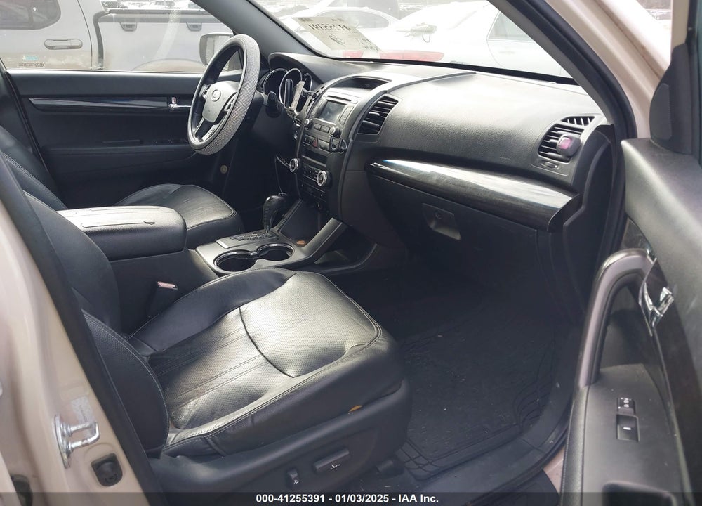 2012 KIA SORENTO EX V6 VIN: 5XYKU4A25CG198898