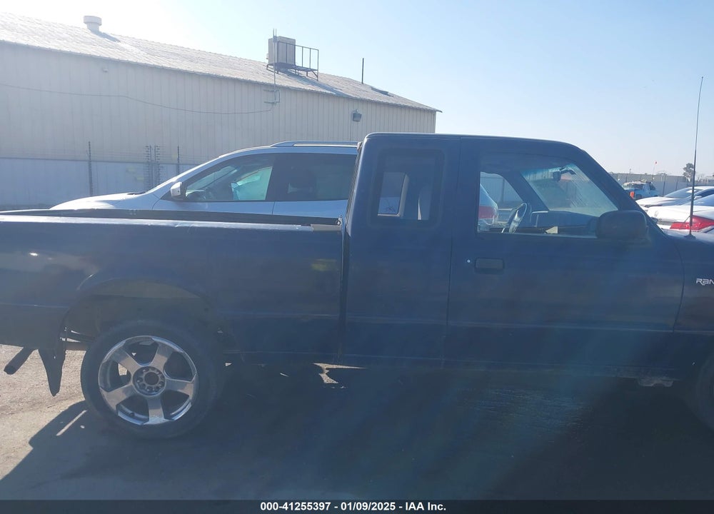 1994 FORD RANGER SUPER CAB VIN: 1FTCR14A1RPA18555