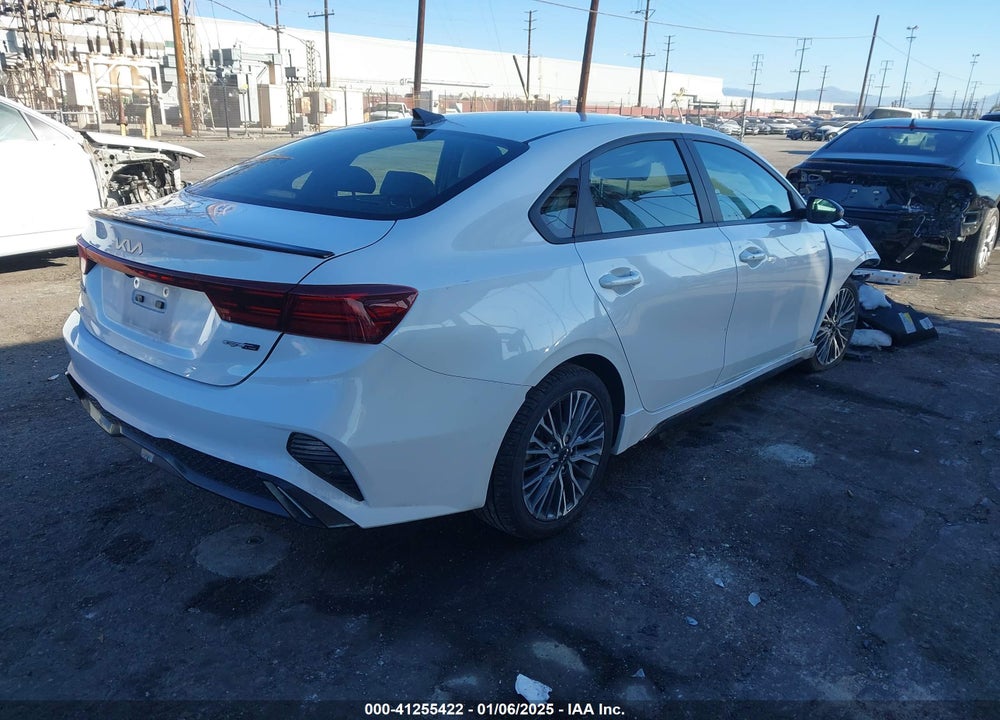 2023 KIA FORTE VIN: 3KPF54AD6PE563592
