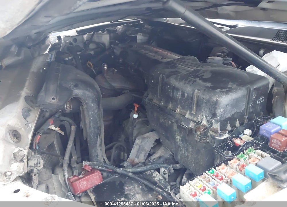 2005 TOYOTA CAMRY LE VIN: 4T1BE32K55U387716