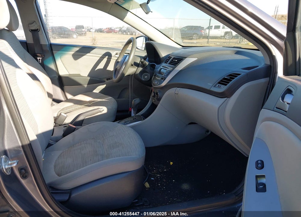 2015 HYUNDAI ACCENT VIN: KMHCT4AE8FU882439
