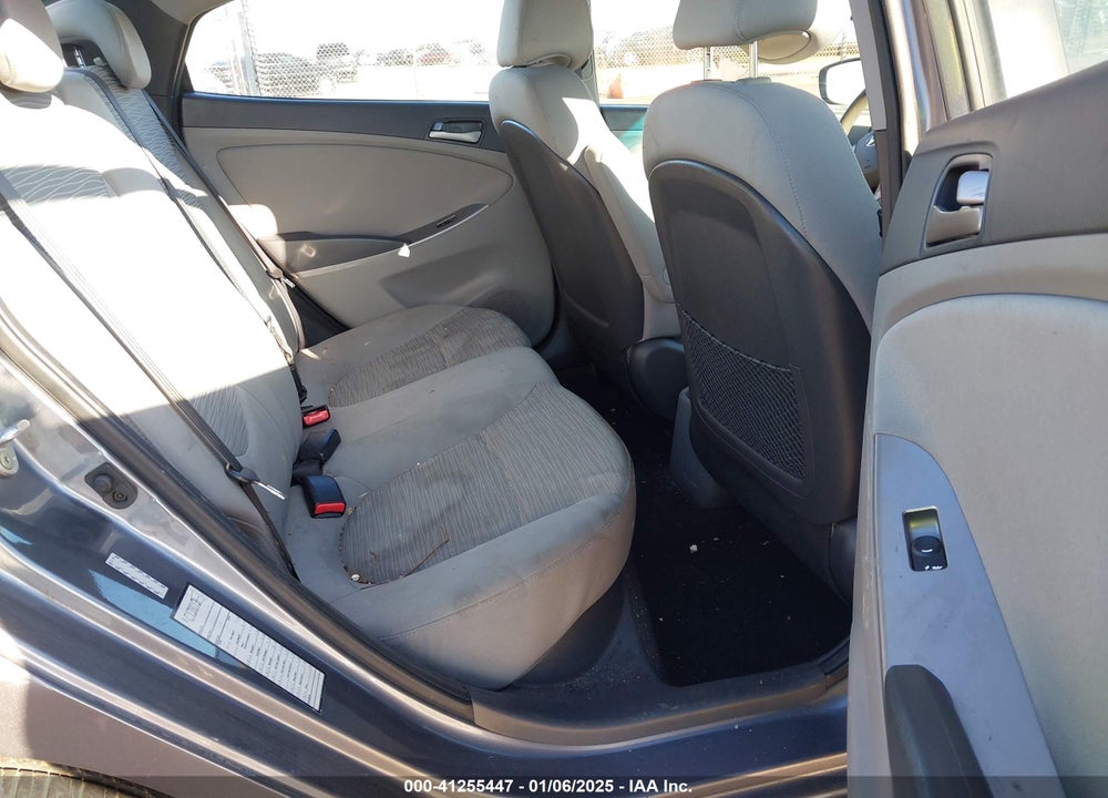 2015 HYUNDAI ACCENT VIN: KMHCT4AE8FU882439