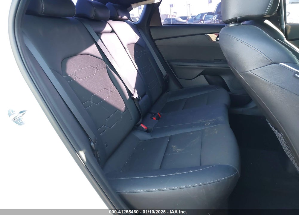 2023 KIA FORTE VIN: 3KPF54AD4PE594646