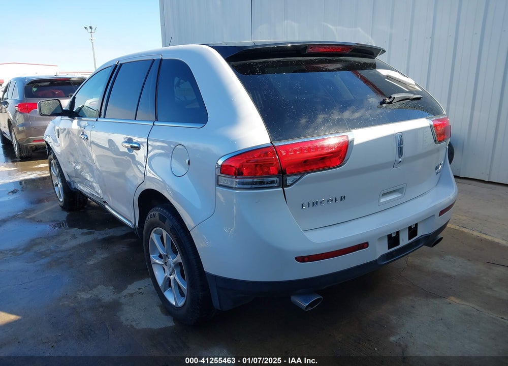 2011 LINCOLN MKX VIN: 2LMDJ8JK1BBJ02616