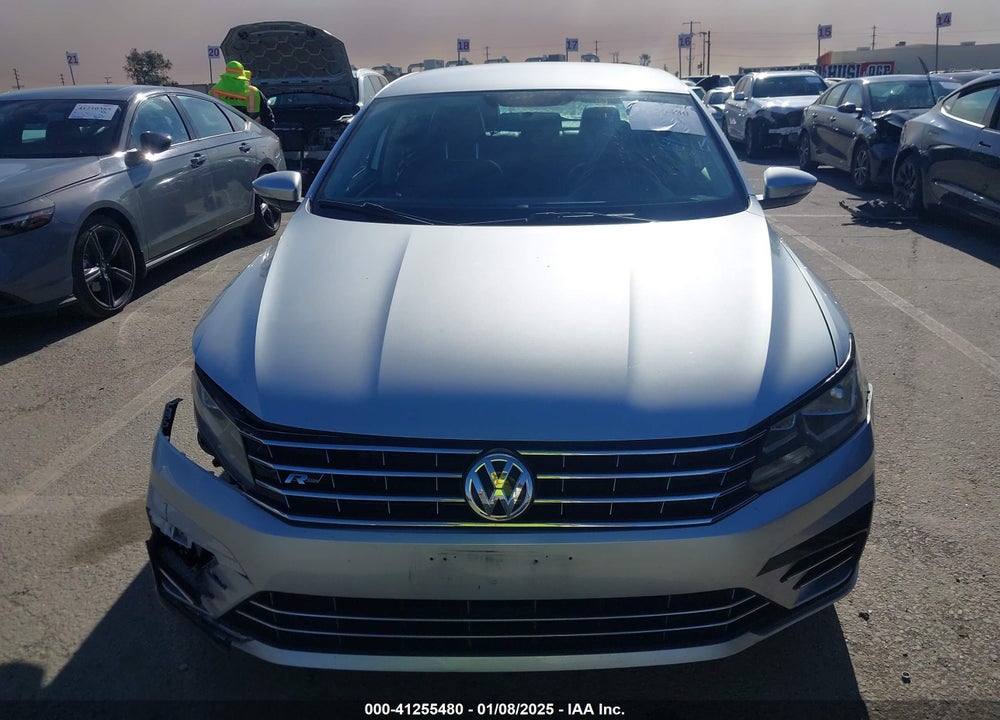 2018 VOLKSWAGEN PASSAT VIN: 1VWAA7A36JC006207