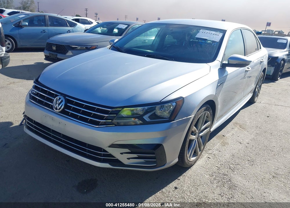 2018 VOLKSWAGEN PASSAT VIN: 1VWAA7A36JC006207