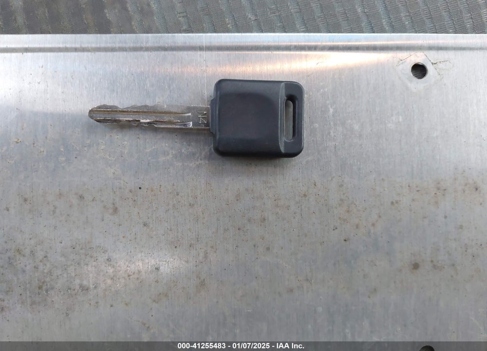 2005 NISSAN TITAN SE VIN: 1N6BA06B05N579321