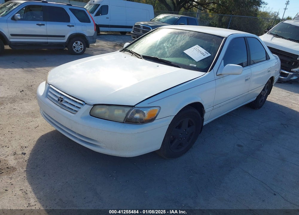 2001 TOYOTA CAMRY LE VIN: JT2BG22K610559044