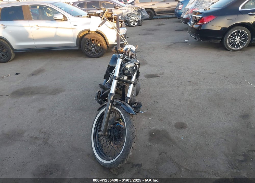 2007 HARLEY-DAVIDSON FXDBI VIN: 1HD1GX4137K329641