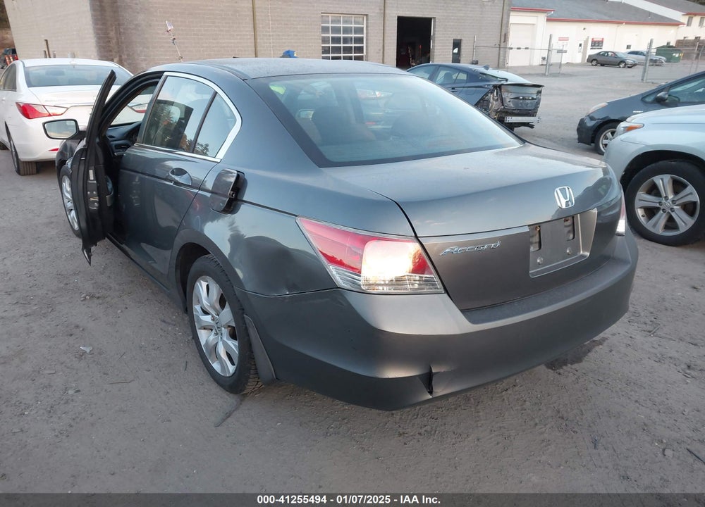 2008 HONDA ACCORD 2.4 EX VIN: 1HGCP26788A110617