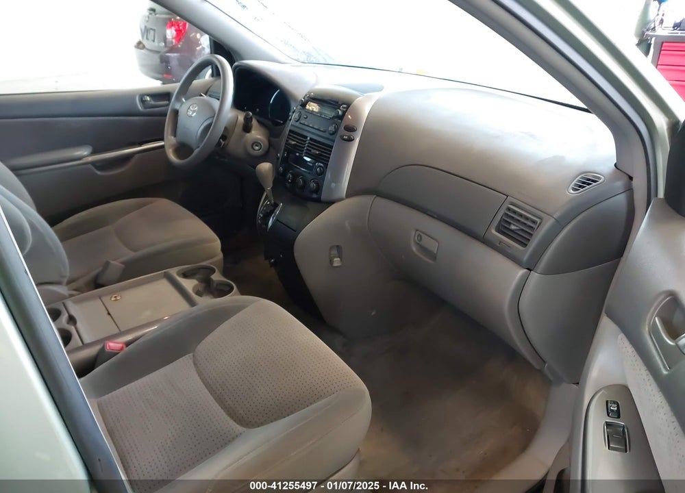 2006 TOYOTA SIENNA LE VIN: 5TDZA23C06S493013