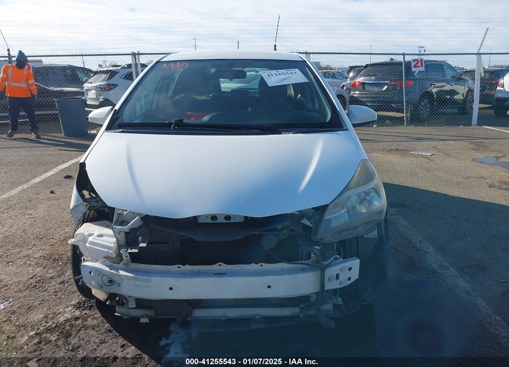 2015 TOYOTA YARIS L VIN: VNKKTUD34FA042256