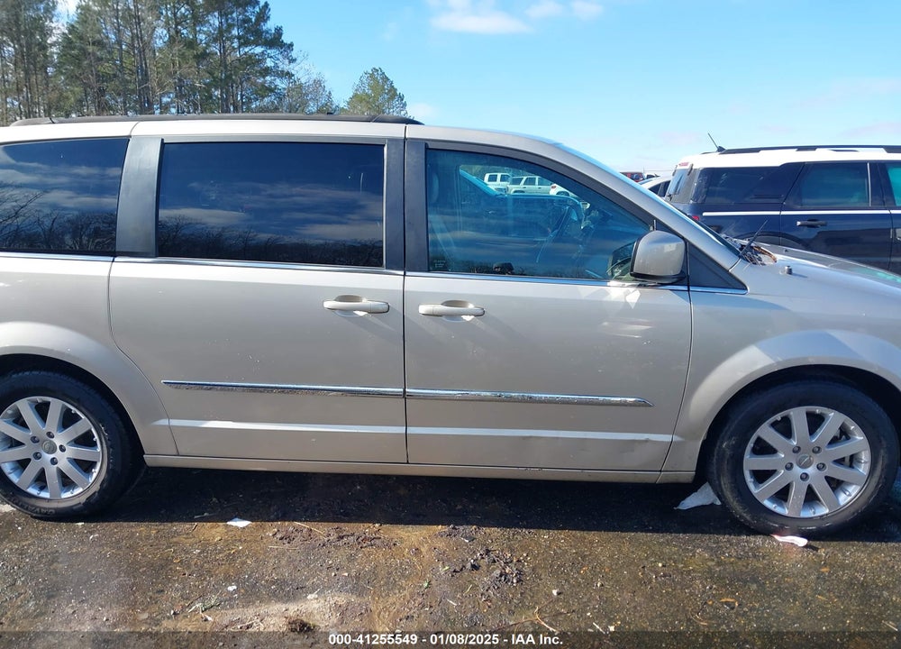 2013 CHRYSLER TOWN & COUNTRY TOURING VIN: 2C4RC1BG6DR605618