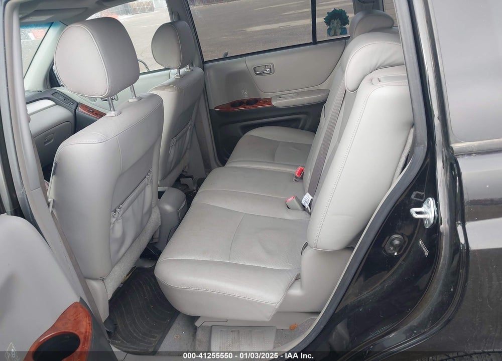 2007 TOYOTA HIGHLANDER LIMITED V6 VIN: JTEEP21A070200340
