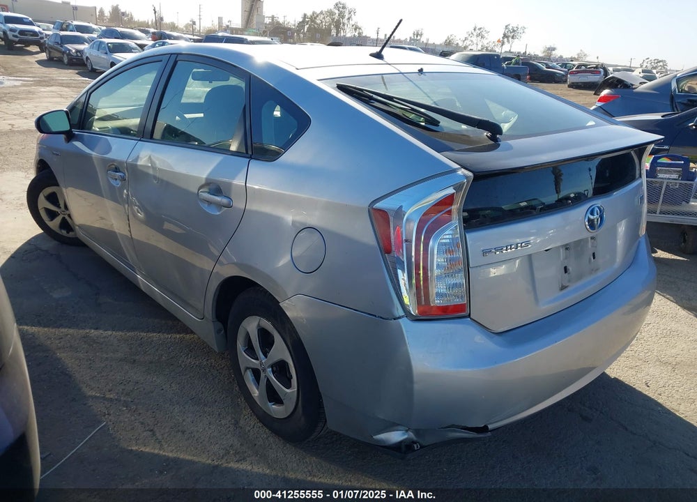 2015 TOYOTA PRIUS TWO VIN: JTDKN3DUXF0482543