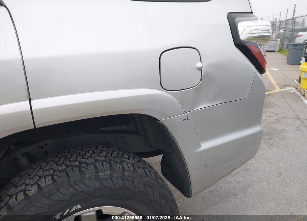 2010 TOYOTA 4RUNNER VIN: JTEBU5JR3A5020489