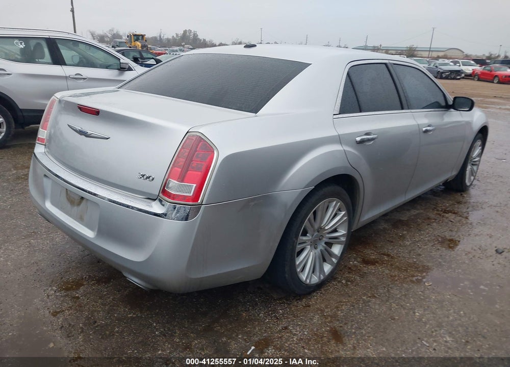 2011 CHRYSLER 300 LIMITED VIN: 2C3CA5CG2BH614535