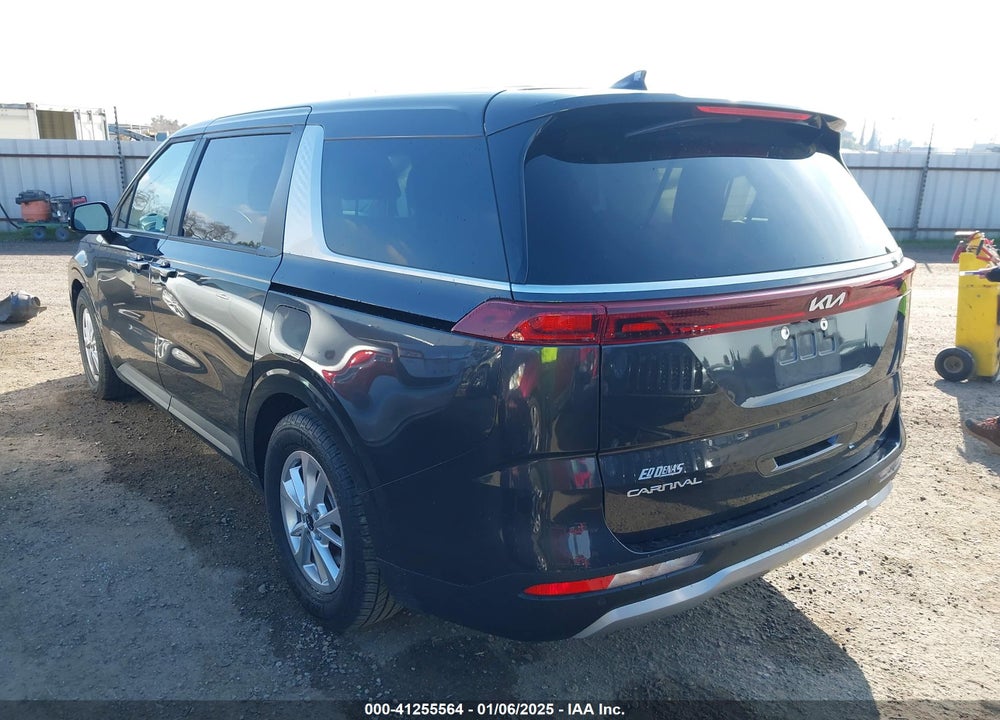 2023 KIA CARNIVAL MPV LX SEAT PACKAGE VIN: KNDNB4H39P6289960
