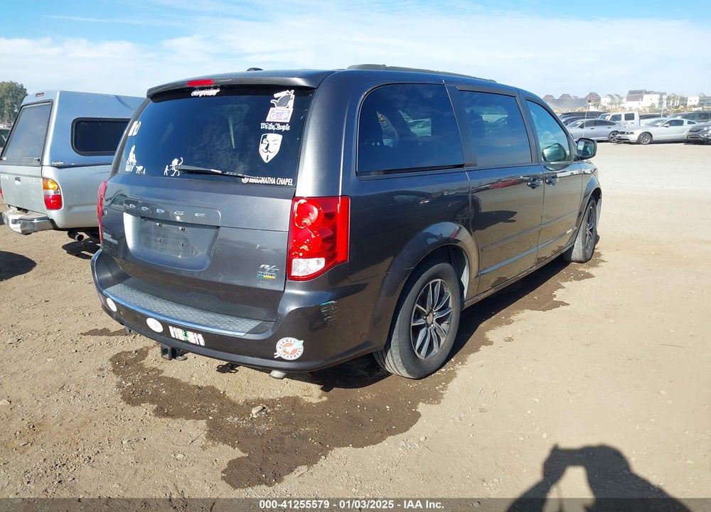 2016 DODGE GRAND CARAVAN R/T VIN: 2C4RDGEG1GR329333