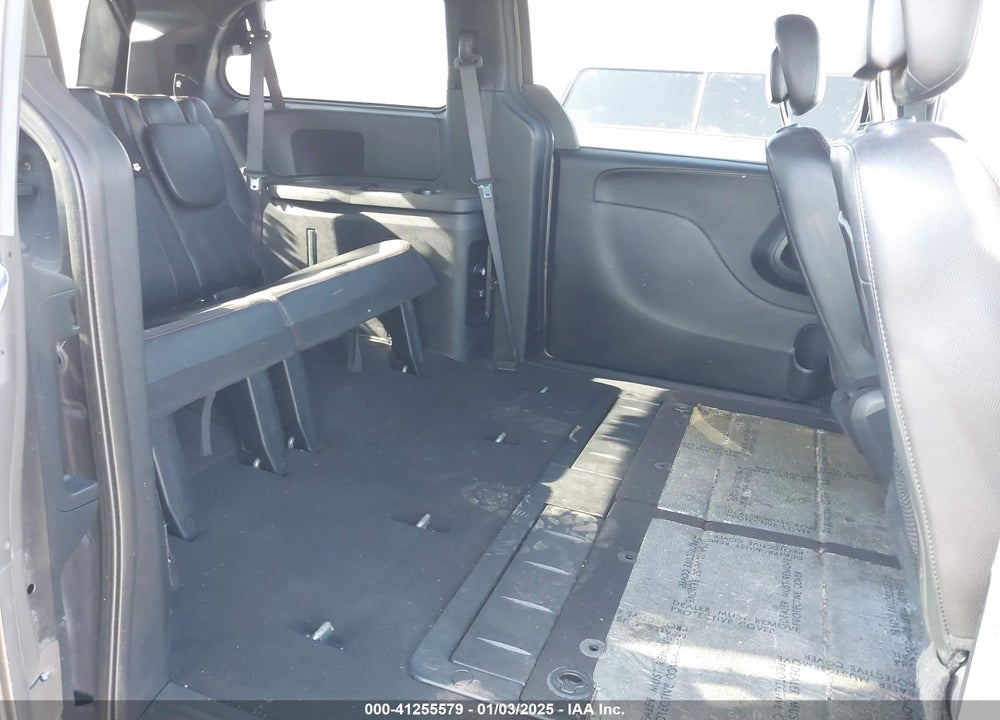 2016 DODGE GRAND CARAVAN R/T VIN: 2C4RDGEG1GR329333