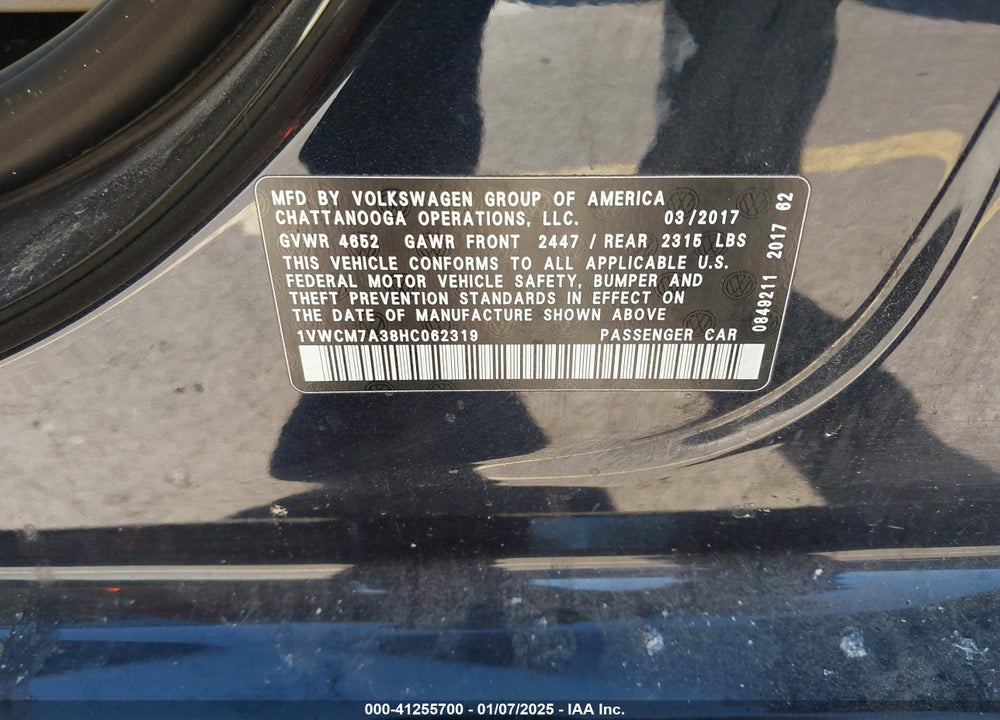 2017 VOLKSWAGEN PASSAT VIN: 1VWCM7A38HC062319