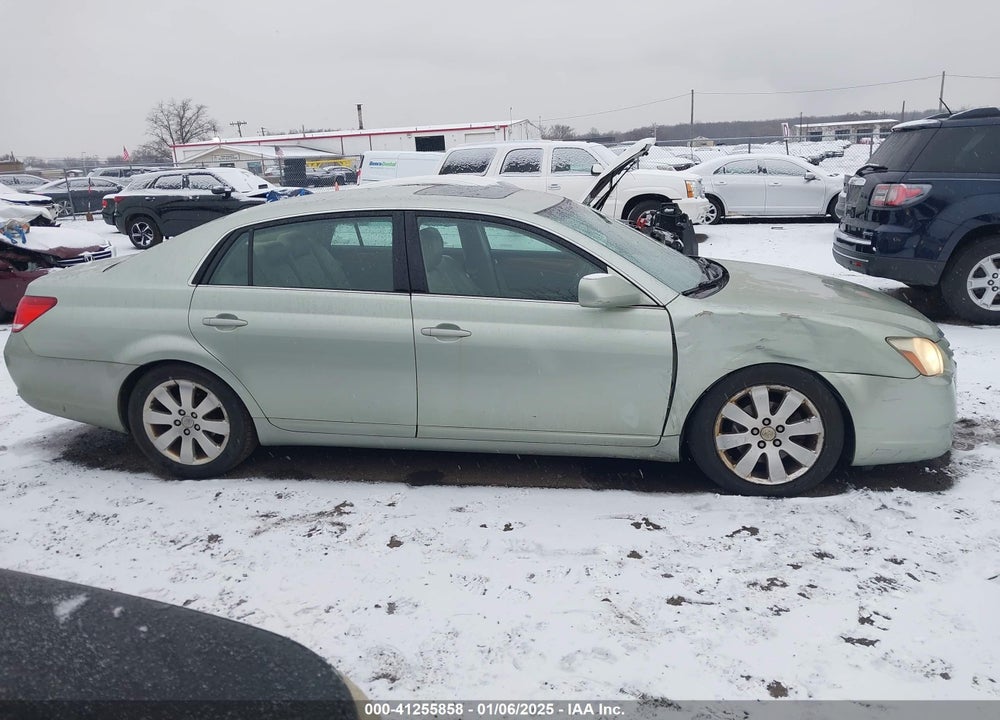 2005 TOYOTA AVALON XLS VIN: 4T1BK36B15U044260