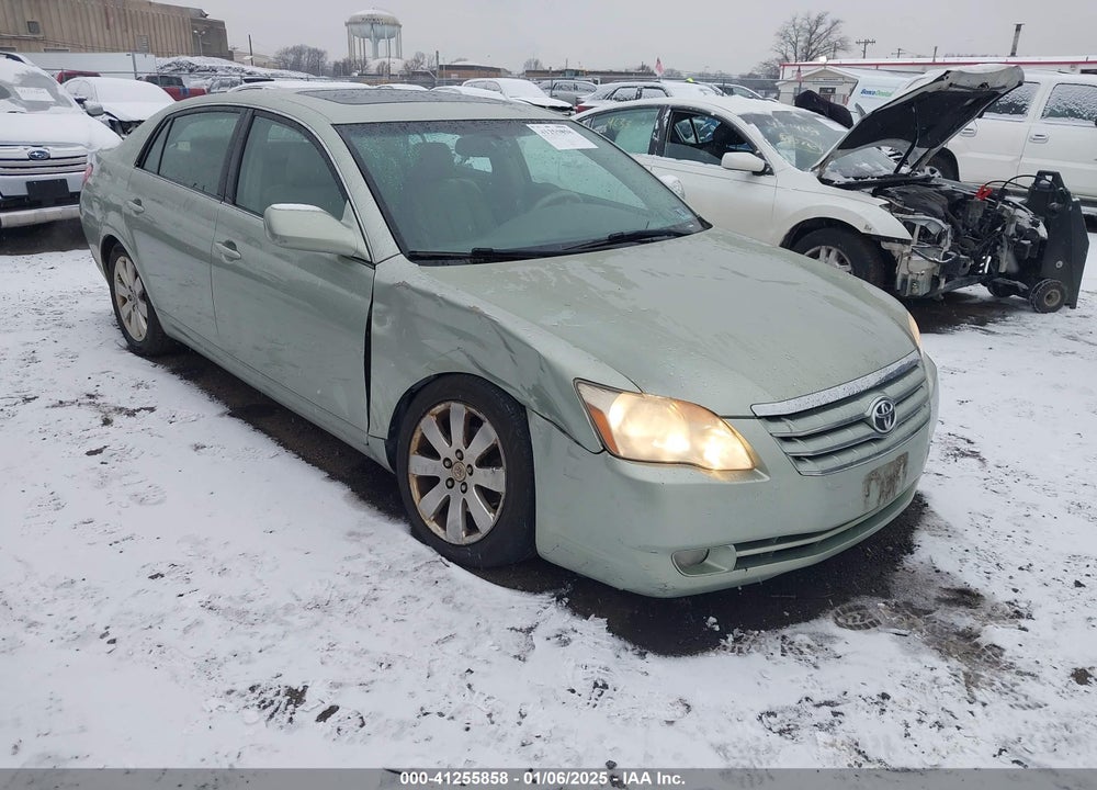 2005 TOYOTA AVALON XLS VIN: 4T1BK36B15U044260