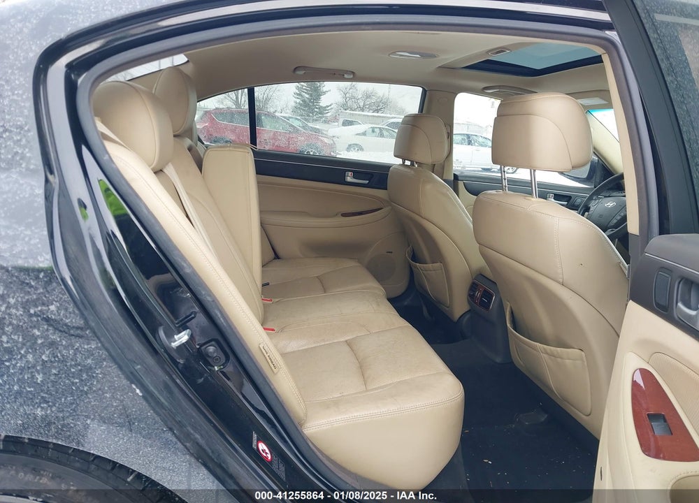 2012 HYUNDAI GENESIS VIN: KMHGC4DD2CU194615