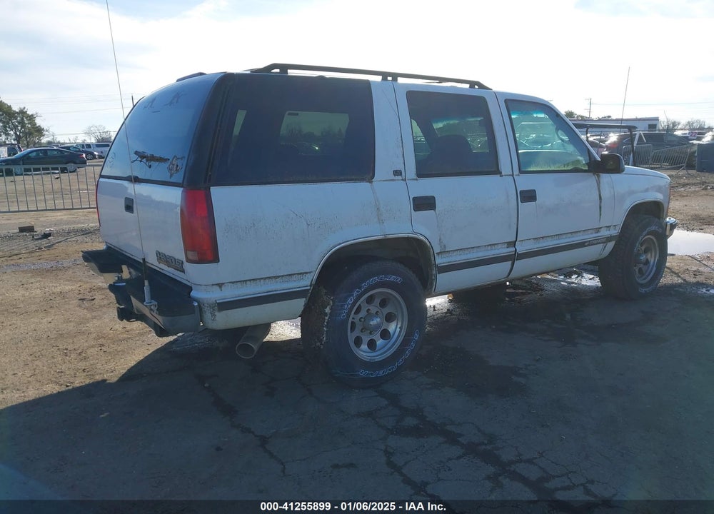 1999 CHEVROLET TAHOE LS VIN: 1GNEK13R1XJ355240