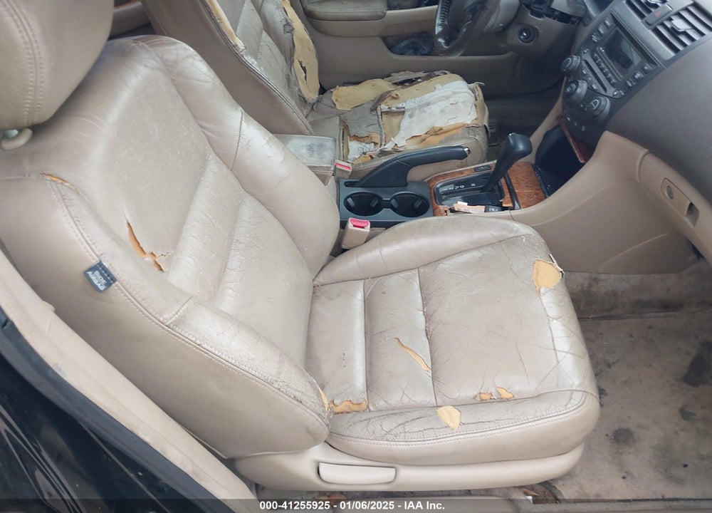 2003 HONDA ACCORD 2.4 EX VIN: 1HGCM56683A115231