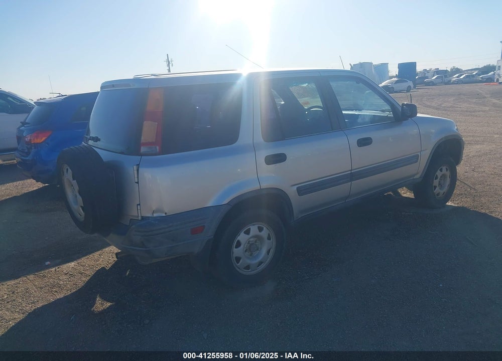 1999 HONDA CR-V LX VIN: JHLRD1847XC036014