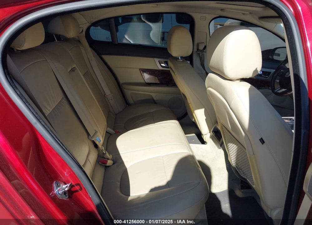2009 JAGUAR XF VIN: SAJWA05B59HR06890